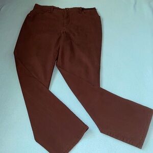 GLORIA VANDERBILT Amanda brown jean’s rhinestone back pockets size 12 average